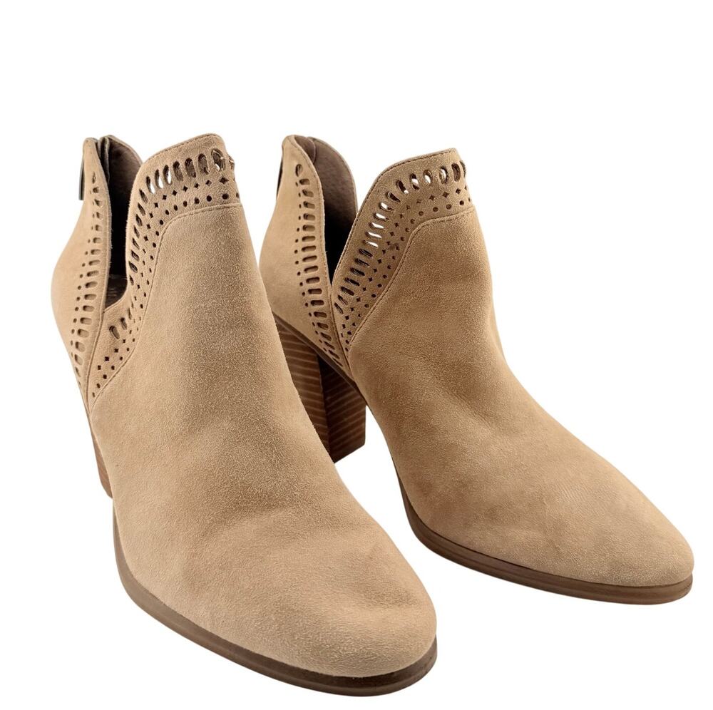 Vince Camuto Fileana Split Shaft Booties Neutral Suede Laser Cutout Trim Size 9